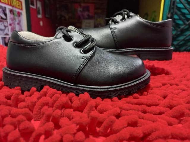 SCHOOL SHOES LEATHER
